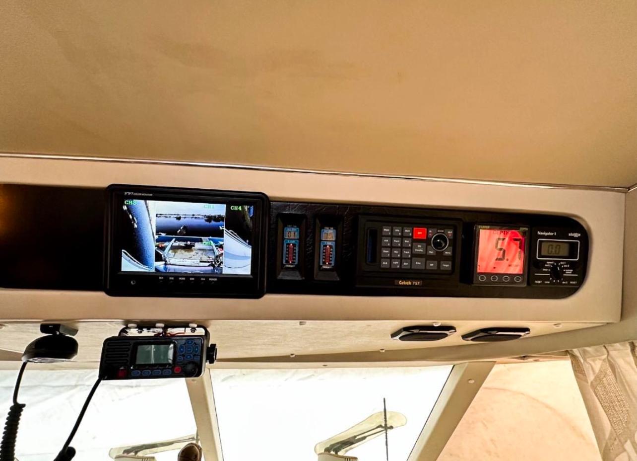 foto: 9 Princess Princess 48 Flybridge