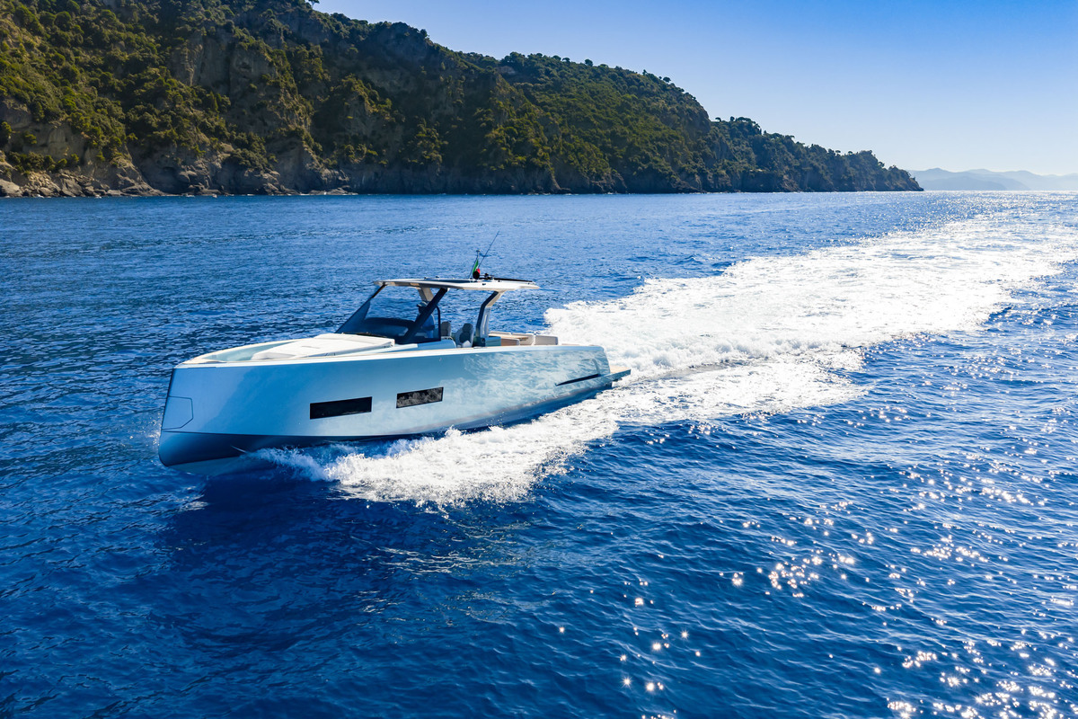 foto: 16 PARDO YACHTS 43  ON STOCK