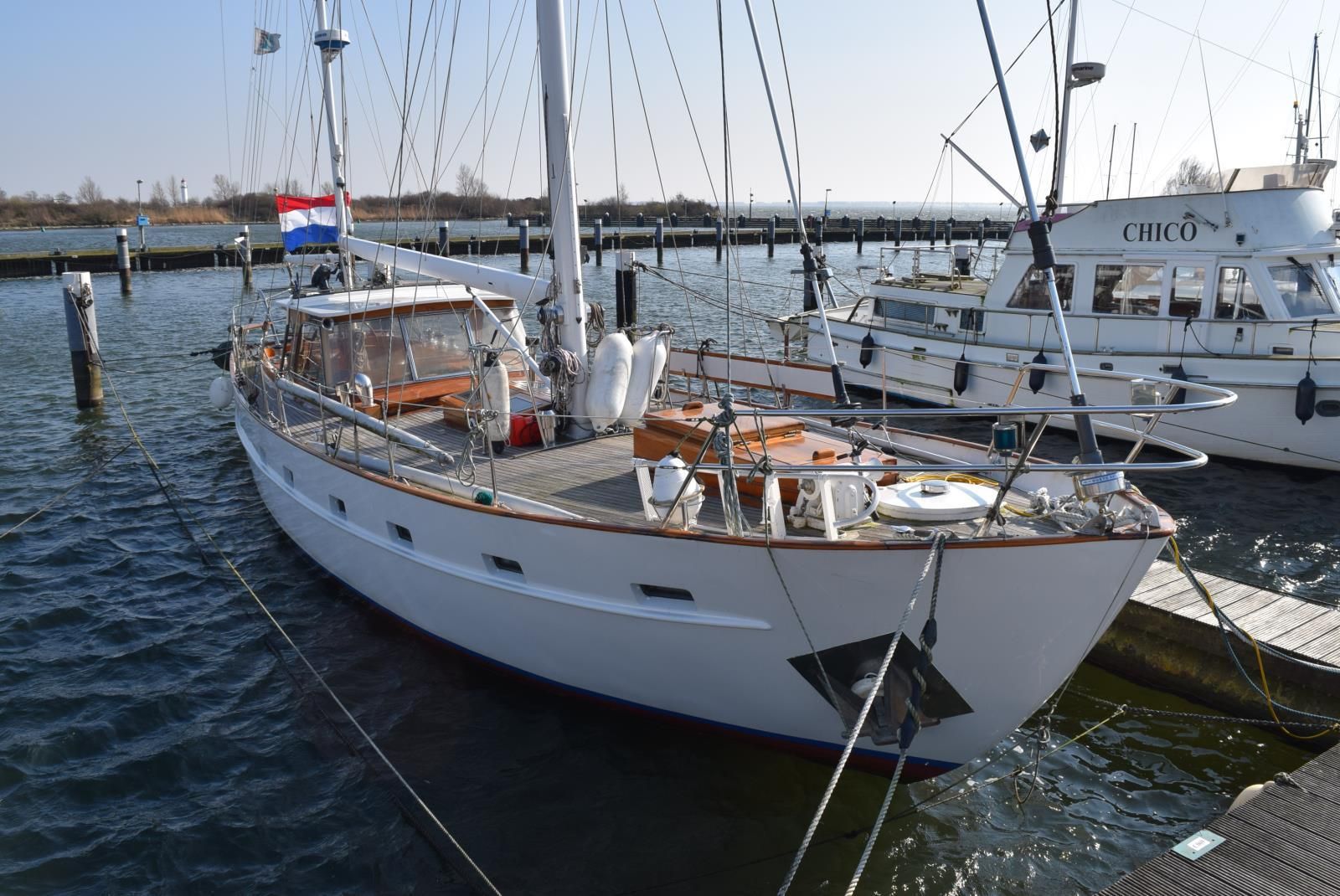 foto: 18  De Vries Lentsch 13.85 Ketch