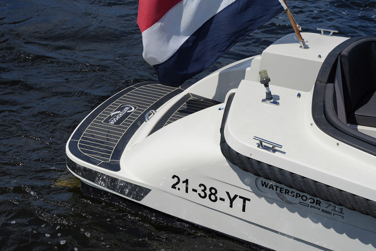 foto: 8 Waterspoor 711 Open