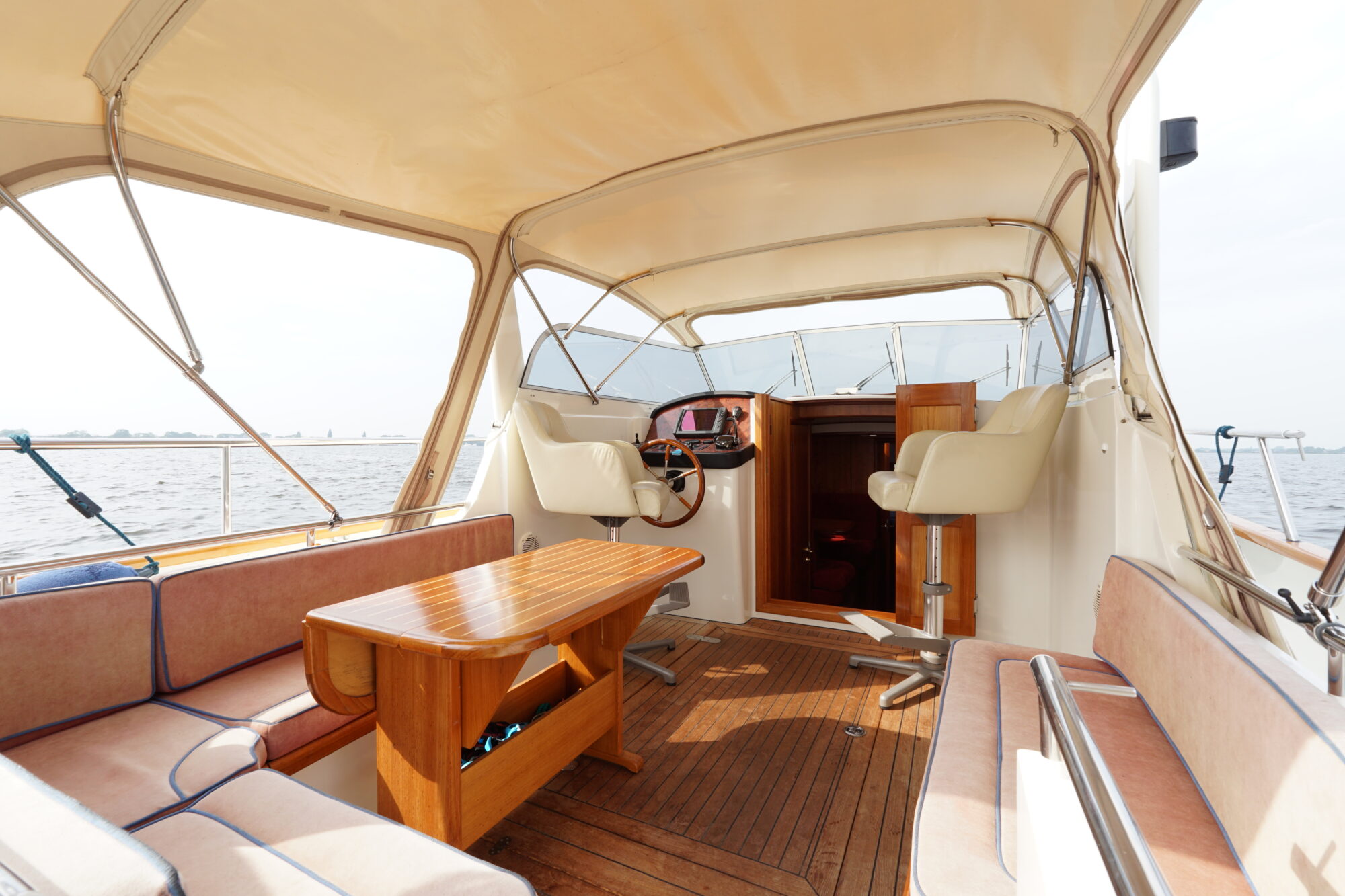 foto: 7 Tryvia Tryvia 1100 OK Cabrio Spiegeldeur