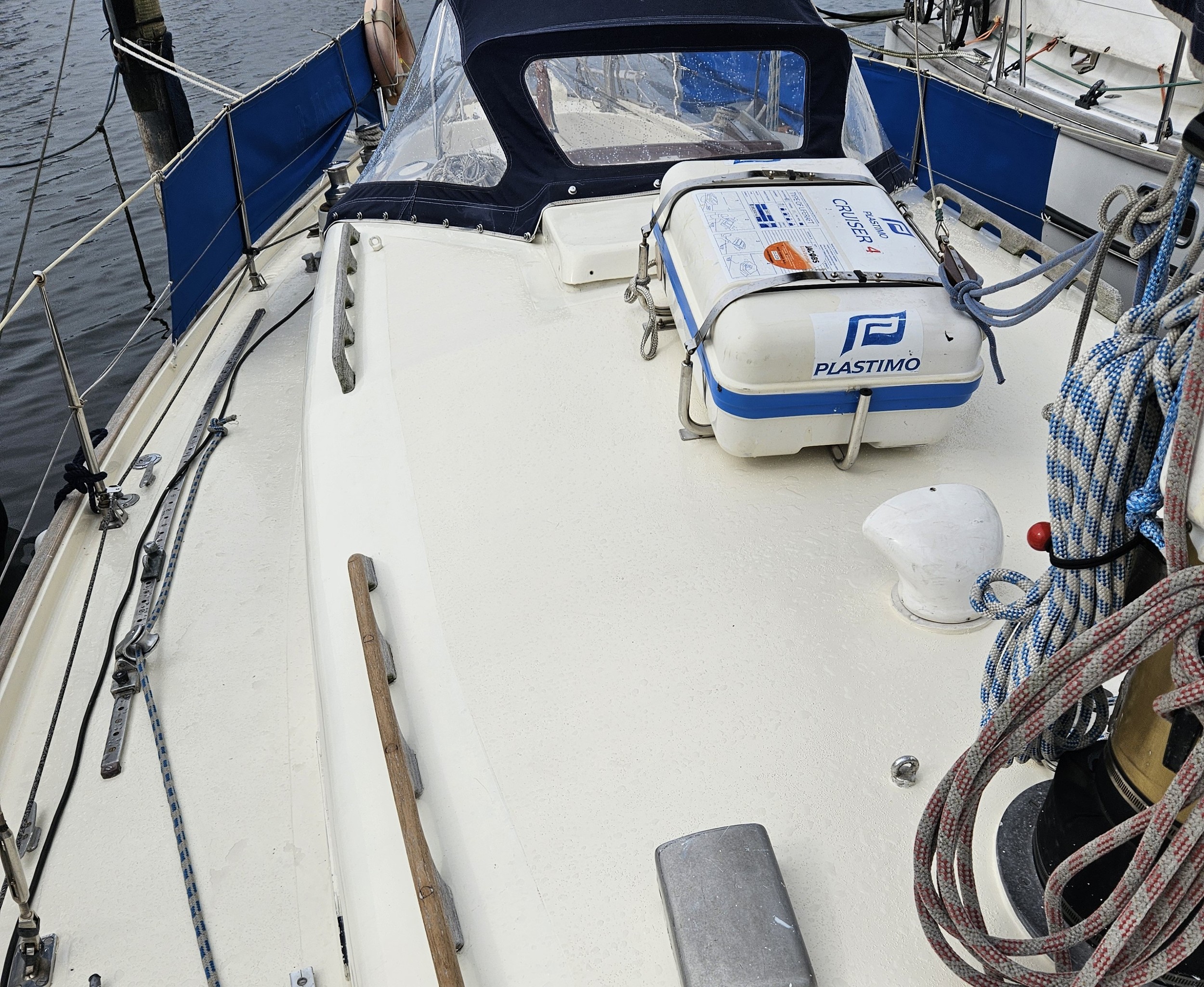 foto: 15 Frans Maas Raider 35