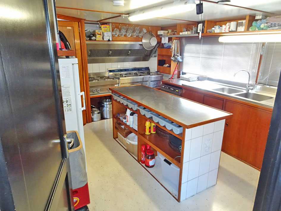 foto: 35 Dagpassagiersschip 250 pers