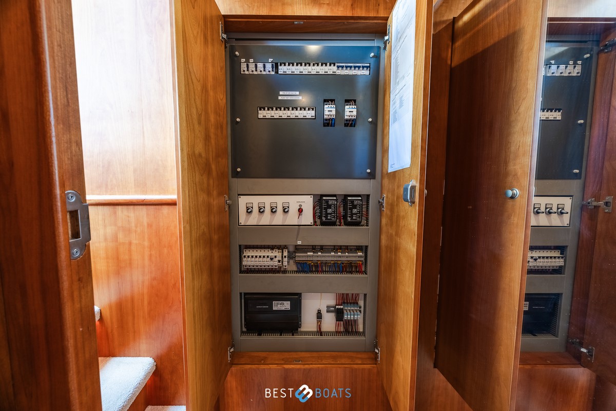 foto: 12 Van den Hoven Exclusive 1600