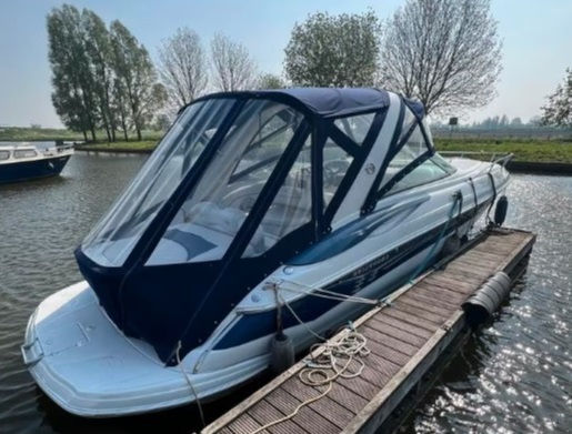 foto: 4 Crownline 315  sportcruiser