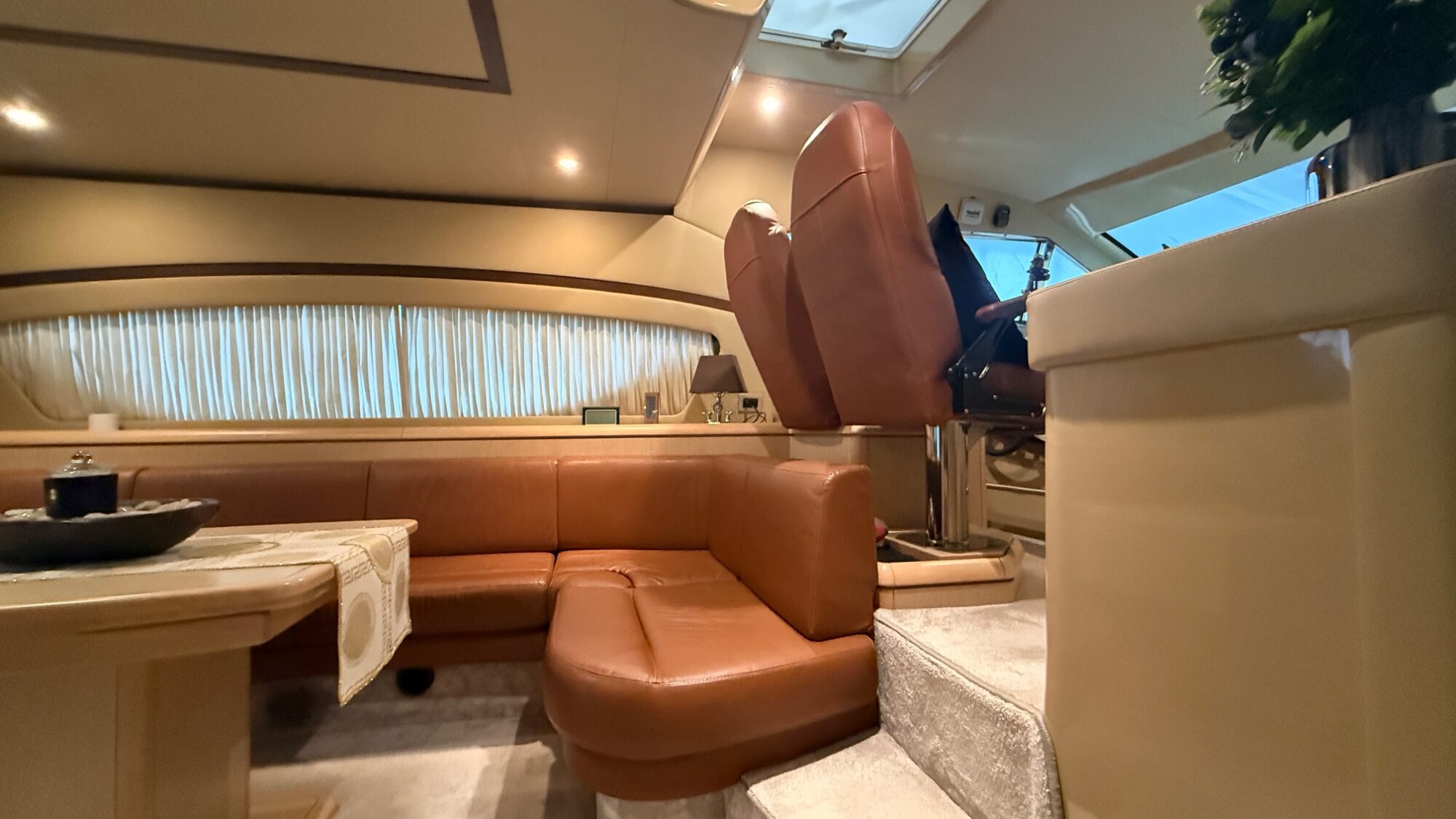 foto: 13 Ferretti Ferretti 500 Elite Flybridge