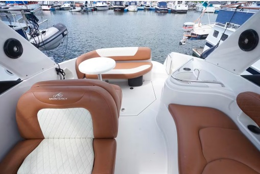 foto: 7 Monterey 270    Cruiser 5,7
