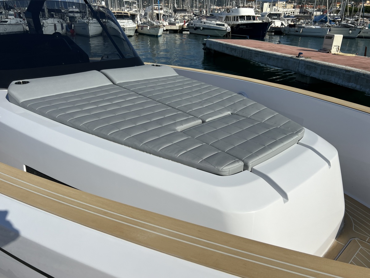 foto: 9 Pardo Yachts 38
