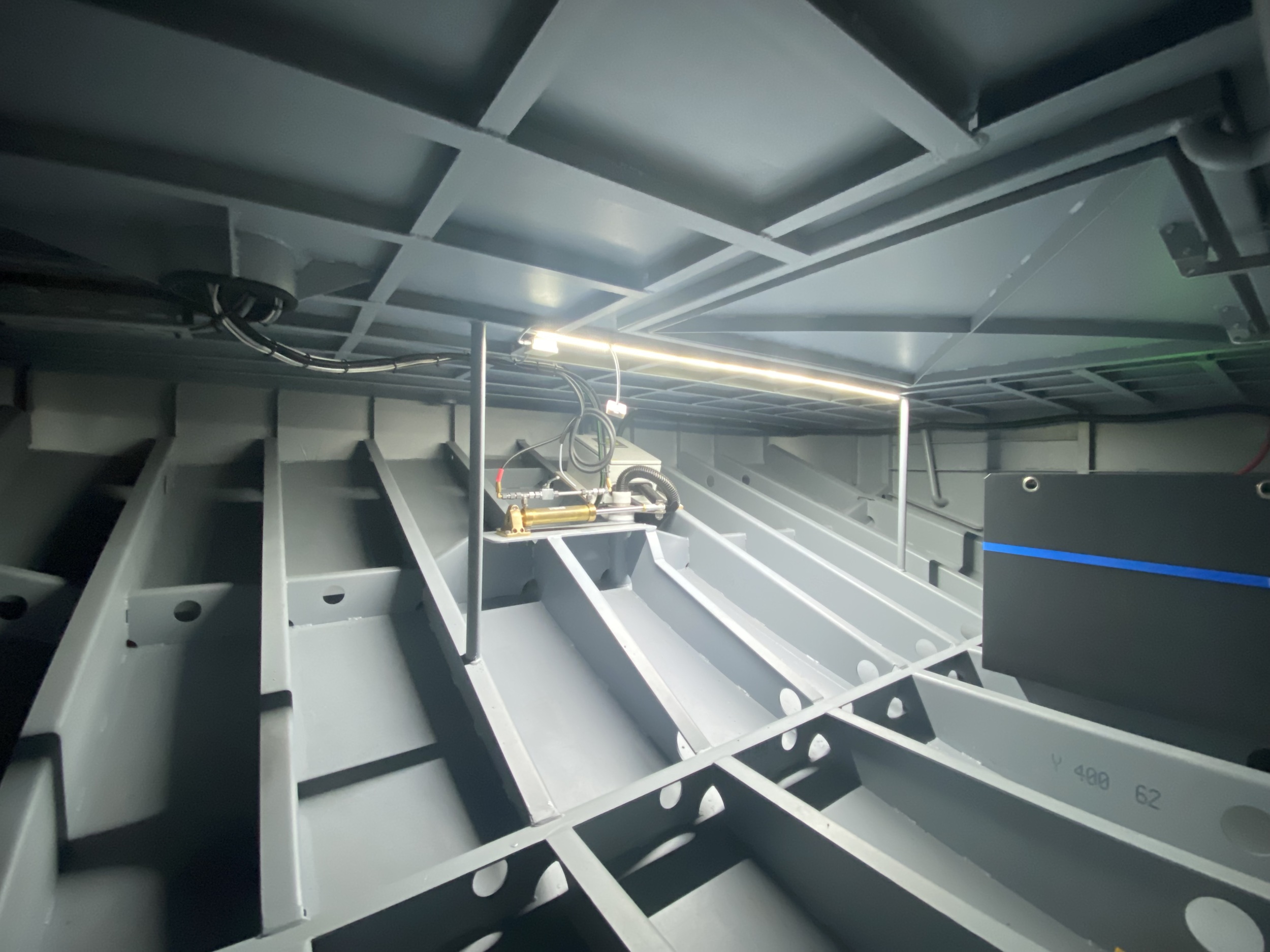 foto: 10 HOMESHIP VaarLoft Volledig Elektrische Houseboat