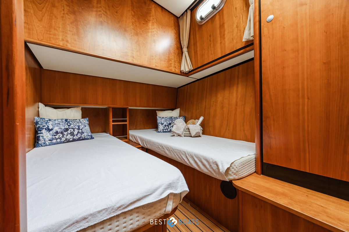 foto: 10 Linssen  Grand Sturdy 45.9 AC Twin