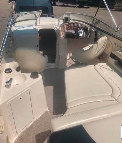 foto: 7  Rinker Captiva 232  Captiva 232