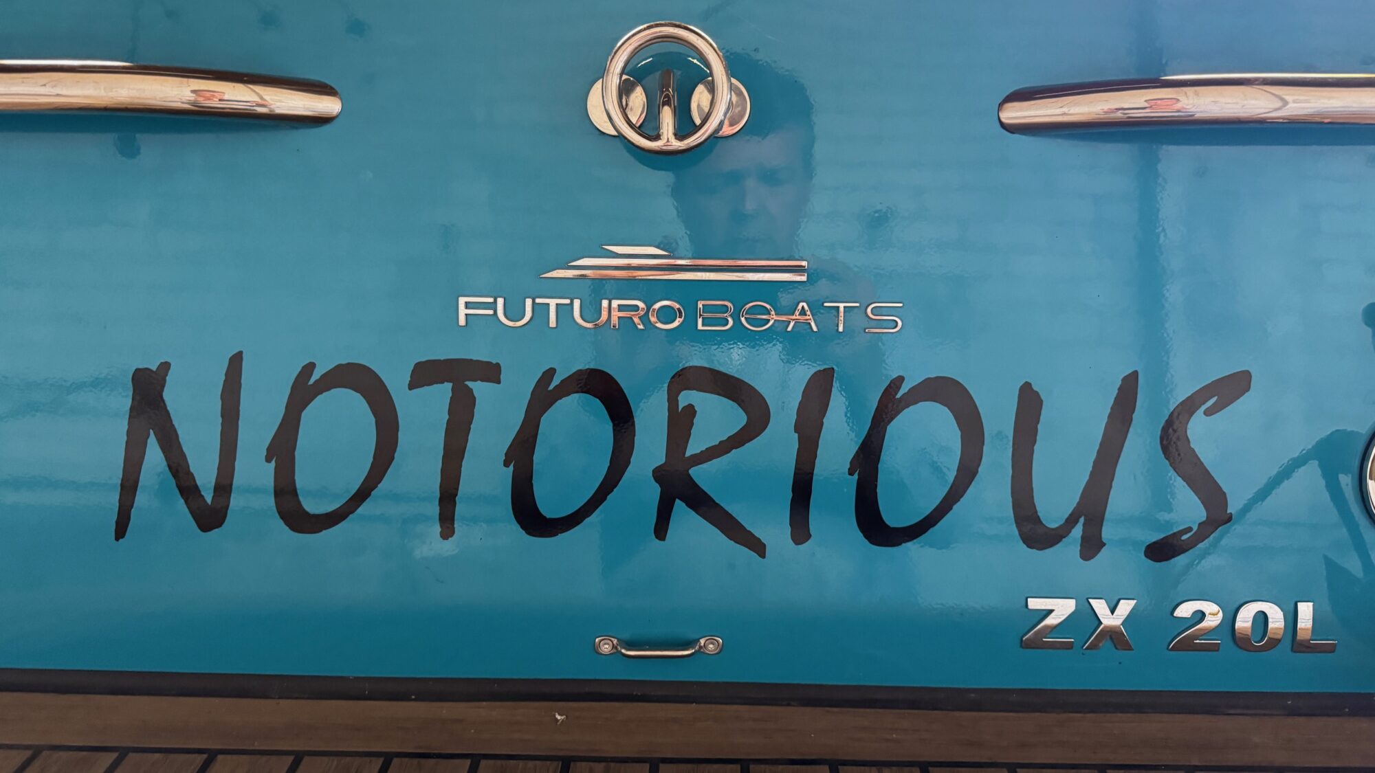 foto: 9 Futuro Boats Futuro ZX-20L Tender