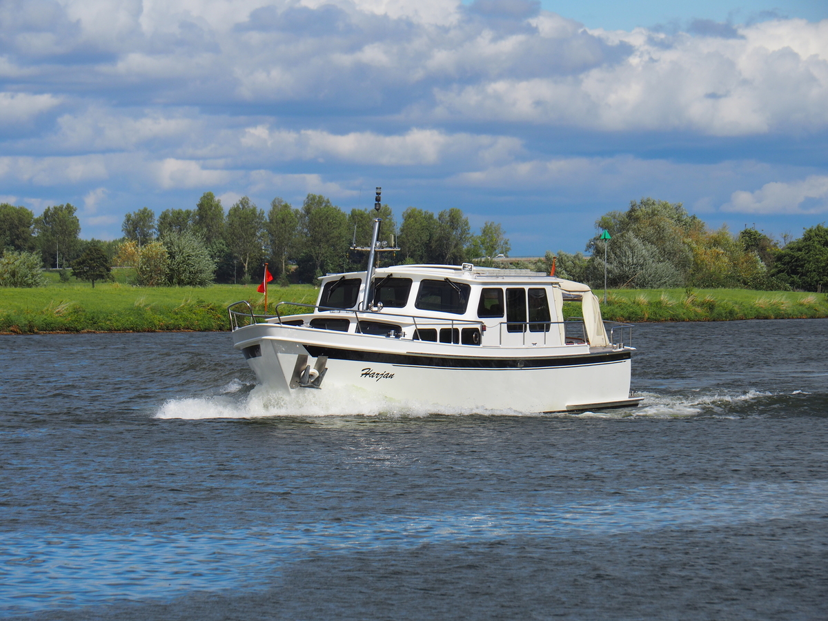 foto: 6 Pikmeerkruiser 1235 OK
