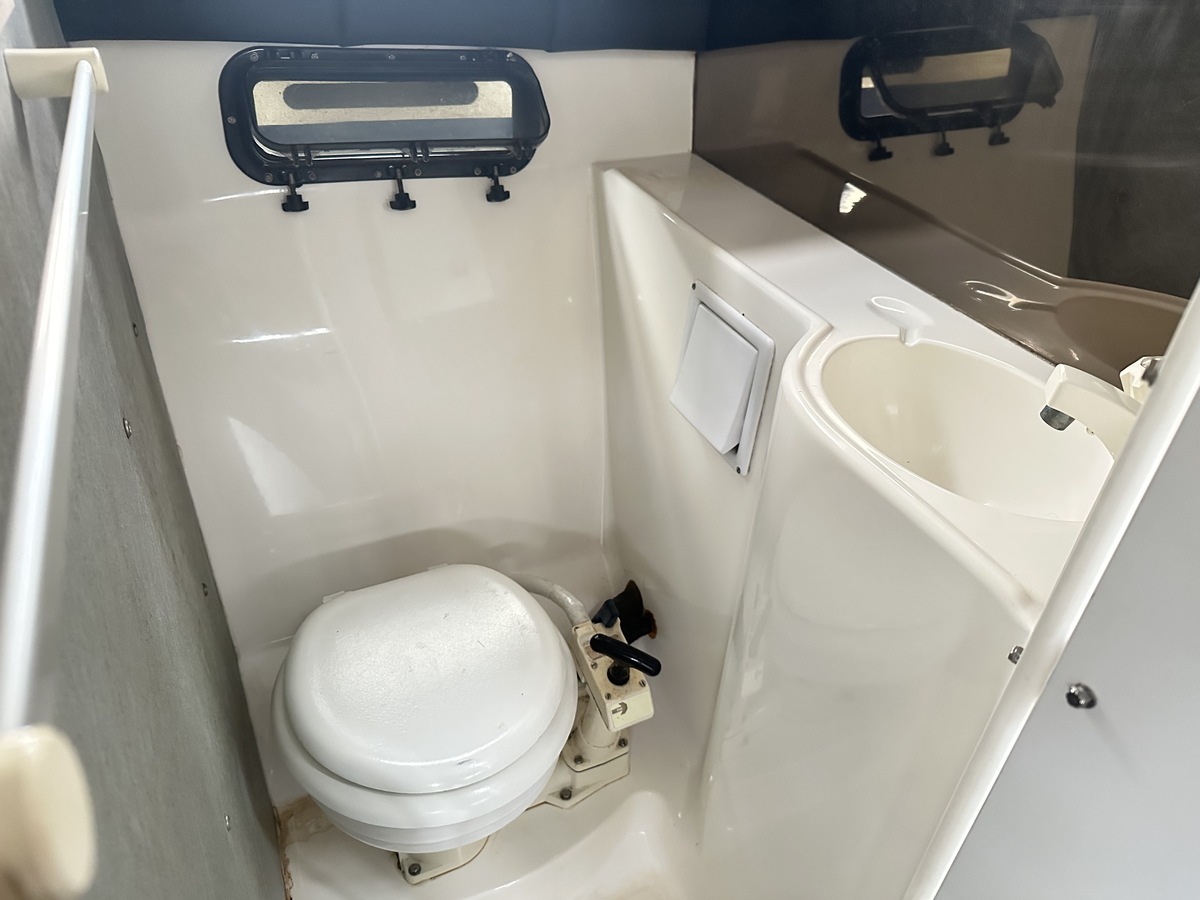 foto: 12 Bayliner 2855