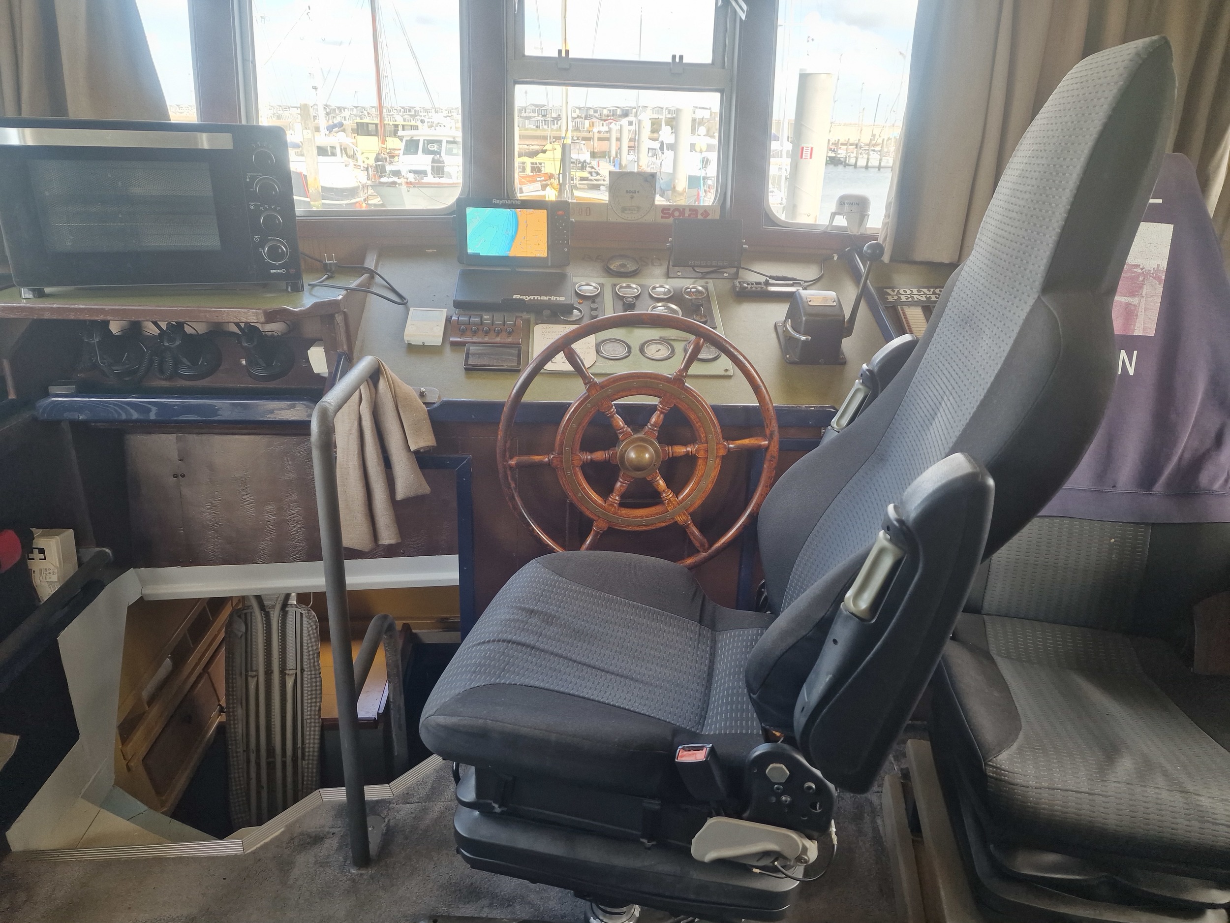 foto: 16 Ex Viskottter/ Varend Woonschip Ex Viskotter