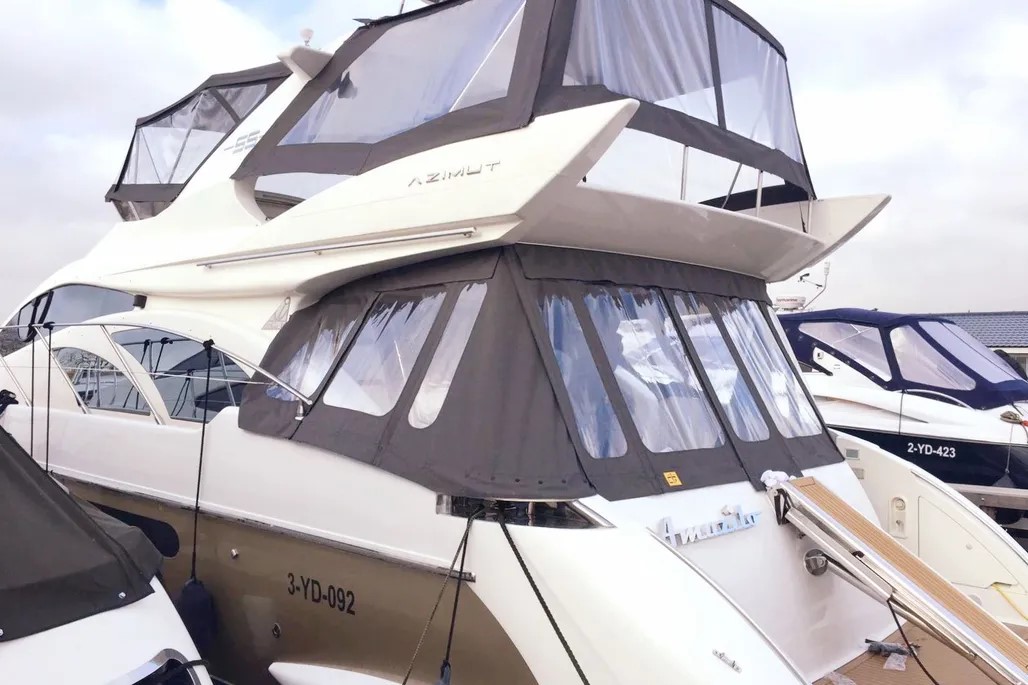 foto: 6 Azimut  55 EVO