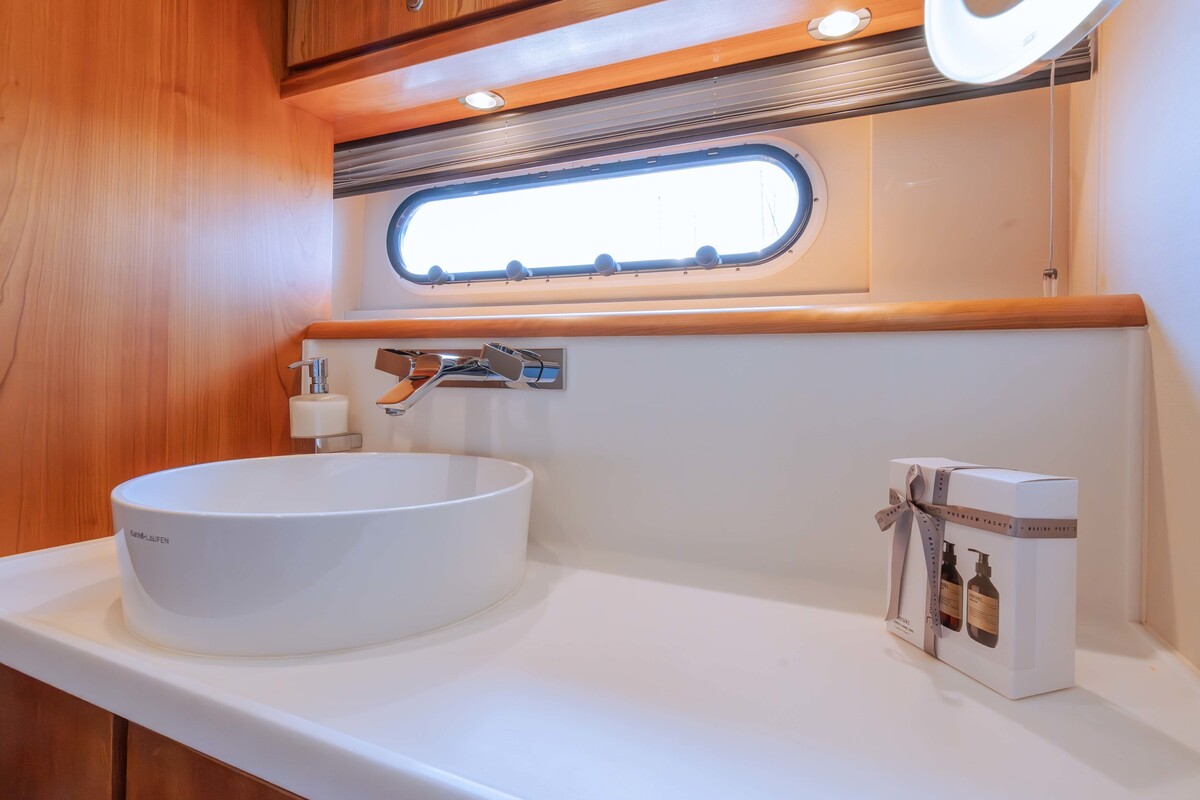 foto: 51 Linssen Grand Sturdy 590 AC Wheelhouse L-Class