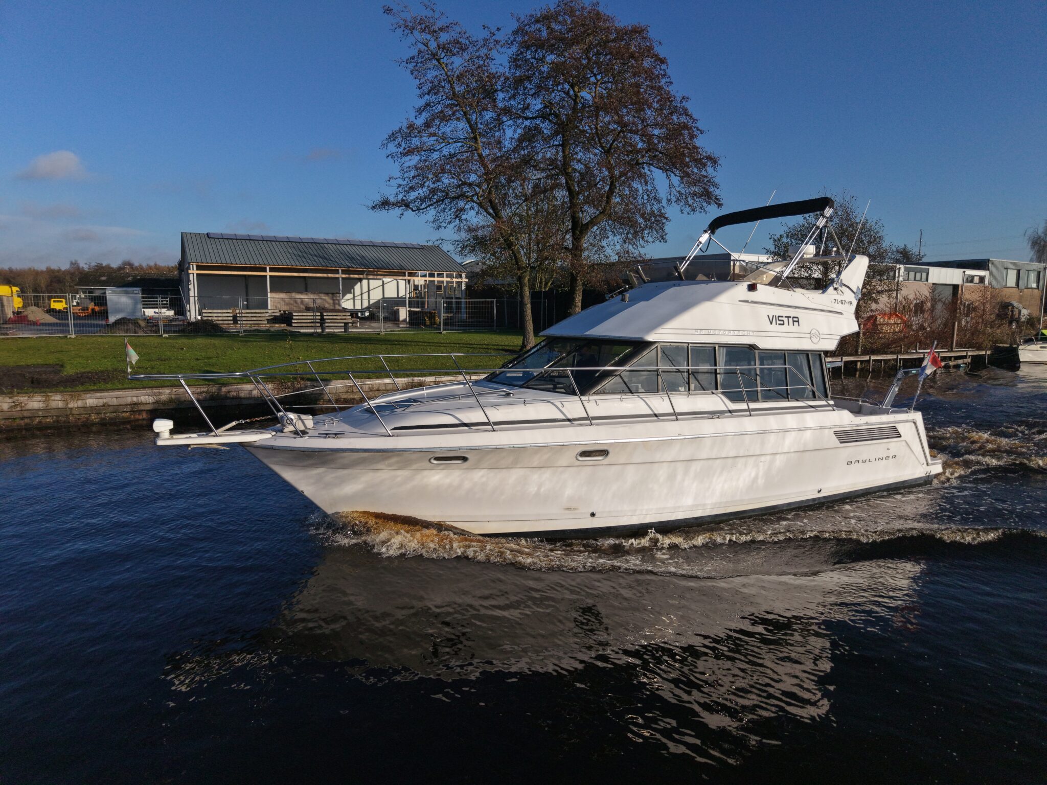foto: 16 Bayliner Bayliner 3688 Flybridge