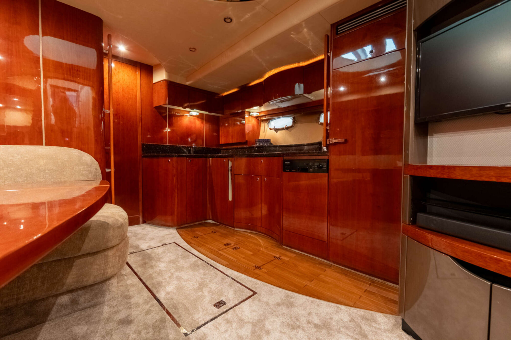 foto: 10 Fairline Fairline Targa 62