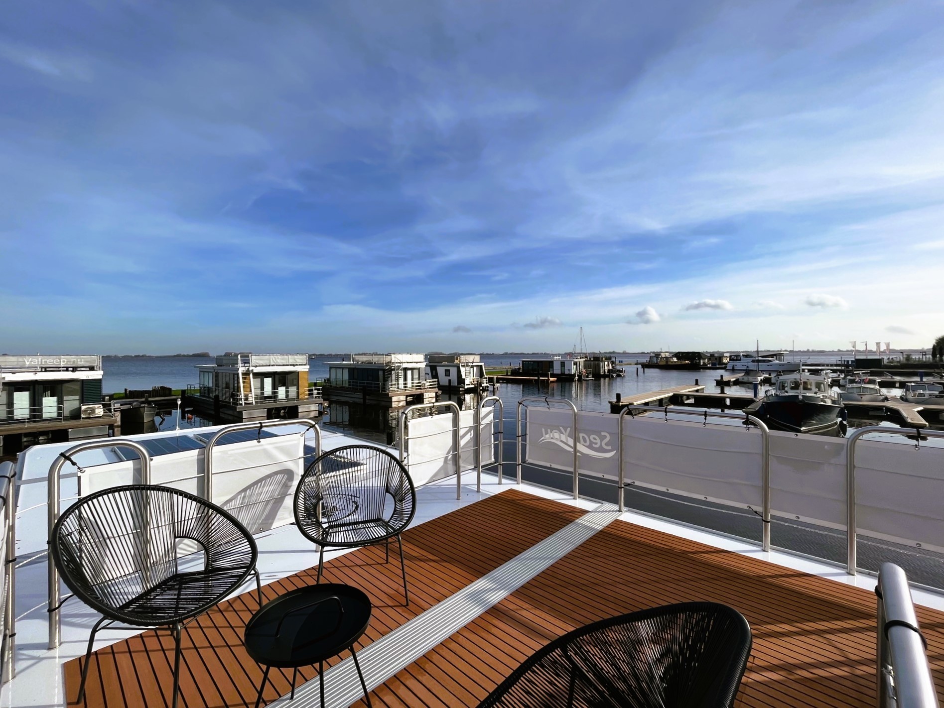foto: 14 Nordic Season Met Ligplaats NS 40 Eco 36m2 Houseboat