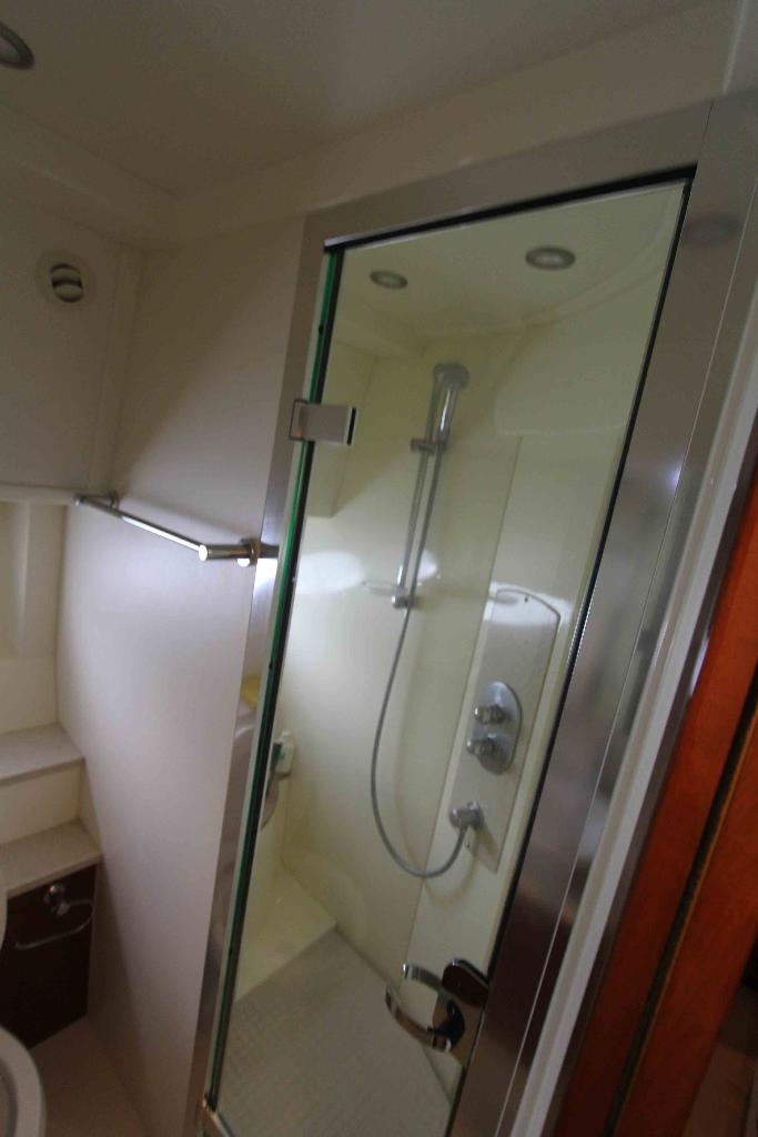 foto: 10 Sealine  T50