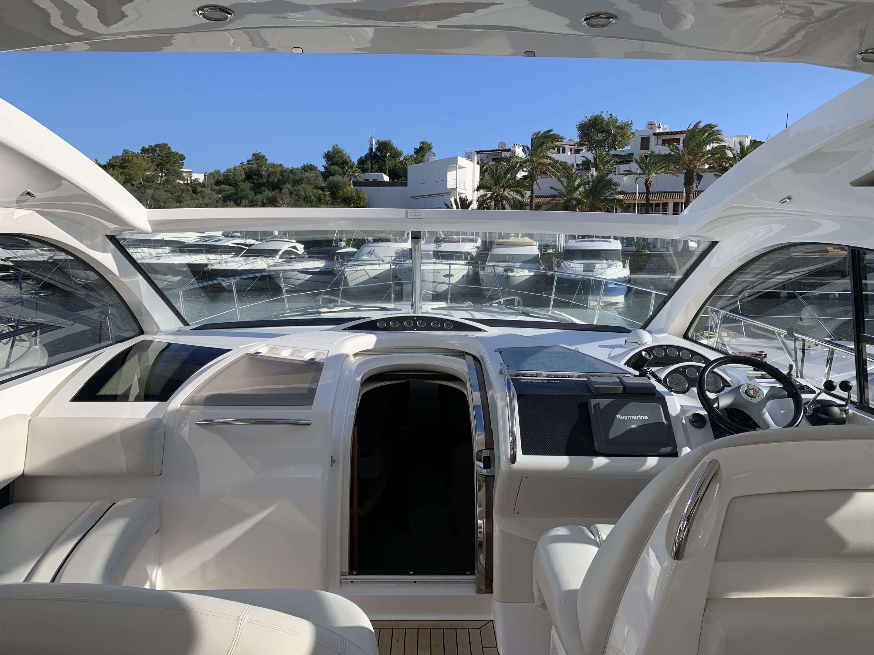 foto: 9 Fairline Targa 52 GT