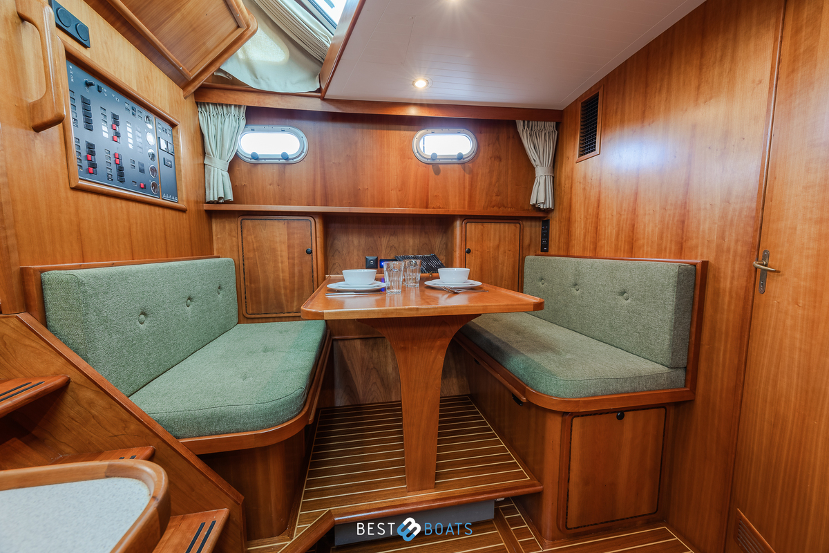 foto: 16 Linssen Grand Sturdy 410 AC Gold