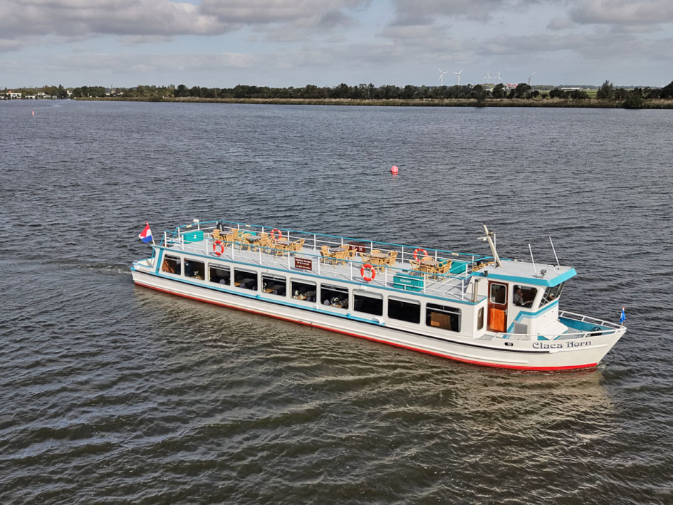 foto: 14 Hybride Rondvaartboot 140 passagiers
