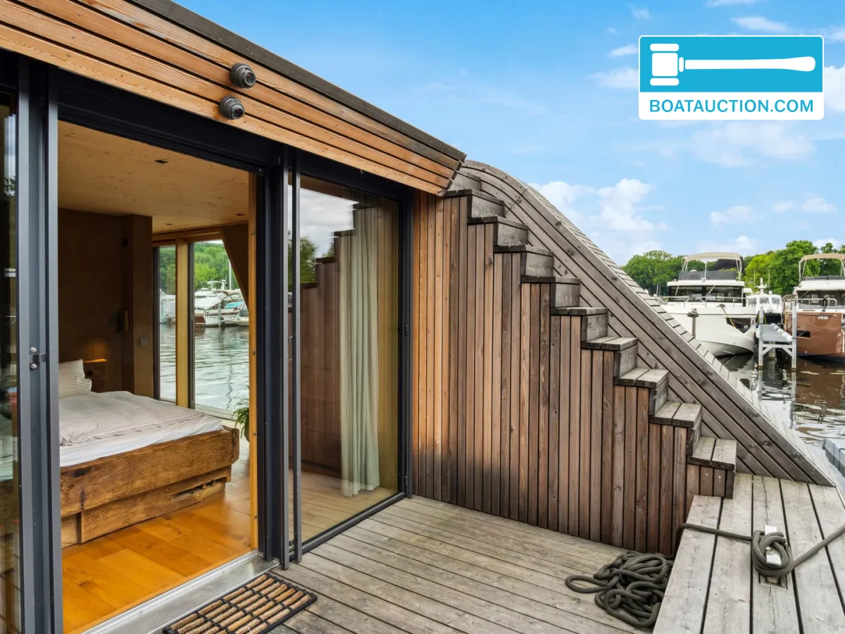 foto: 22 WSM Hausboot