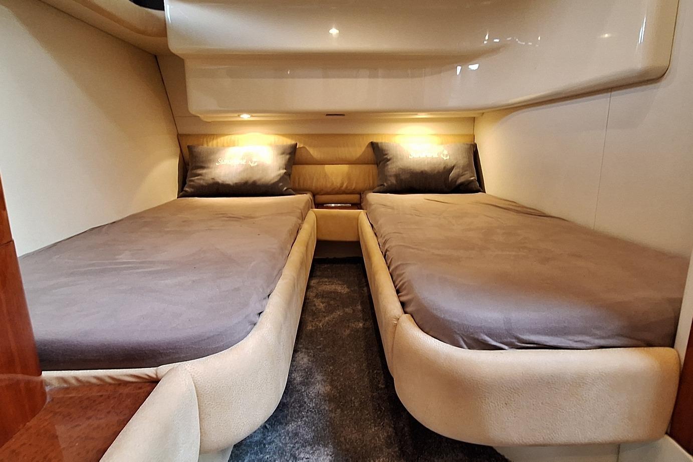 foto: 7 Fairline  Phantom 43