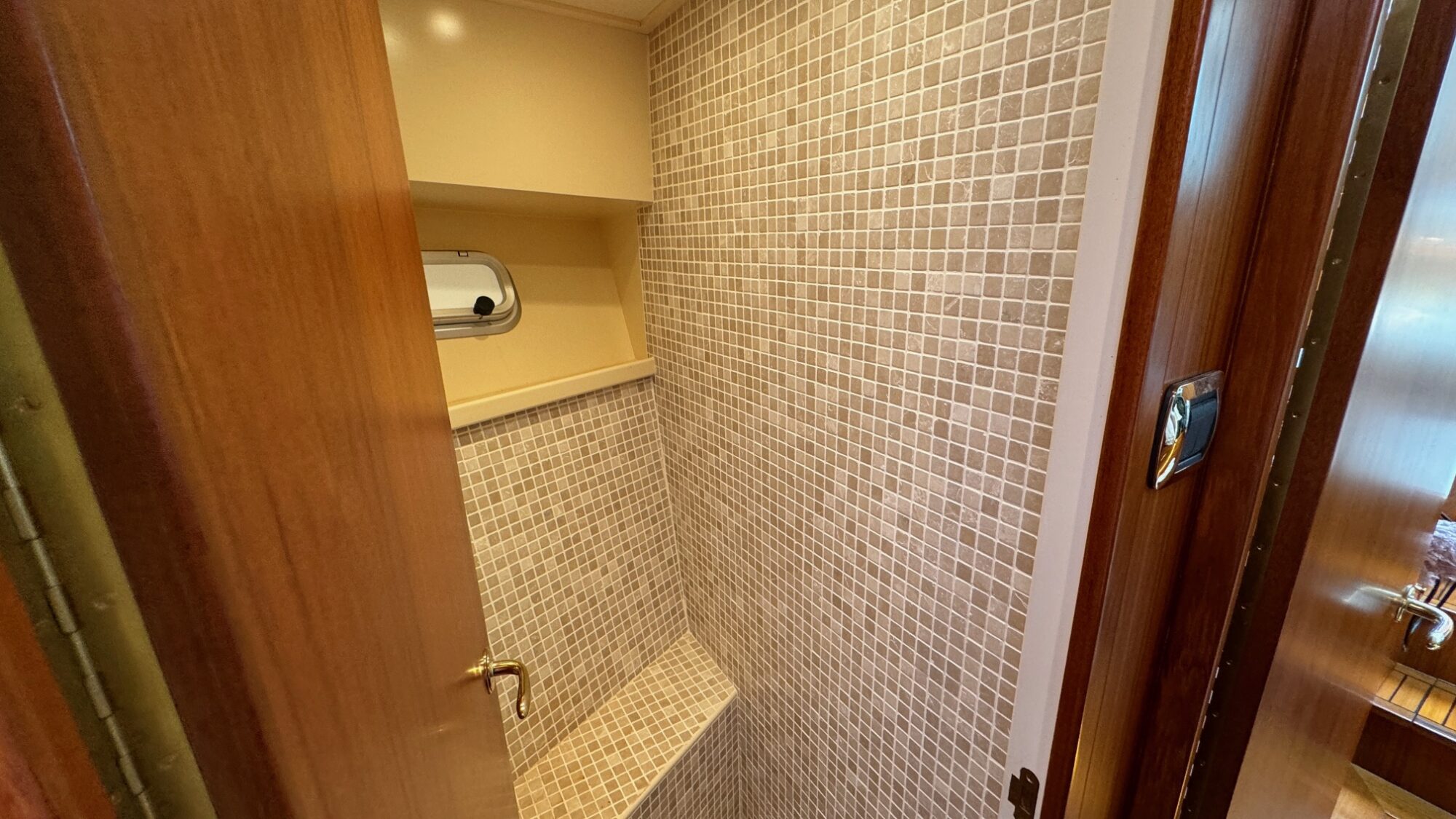 foto: 7 Super van Craft Super van Craft 14.80 Cabrio Stabilizers