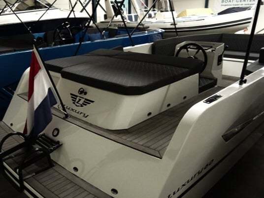 foto: 5 Luxury Tender 60