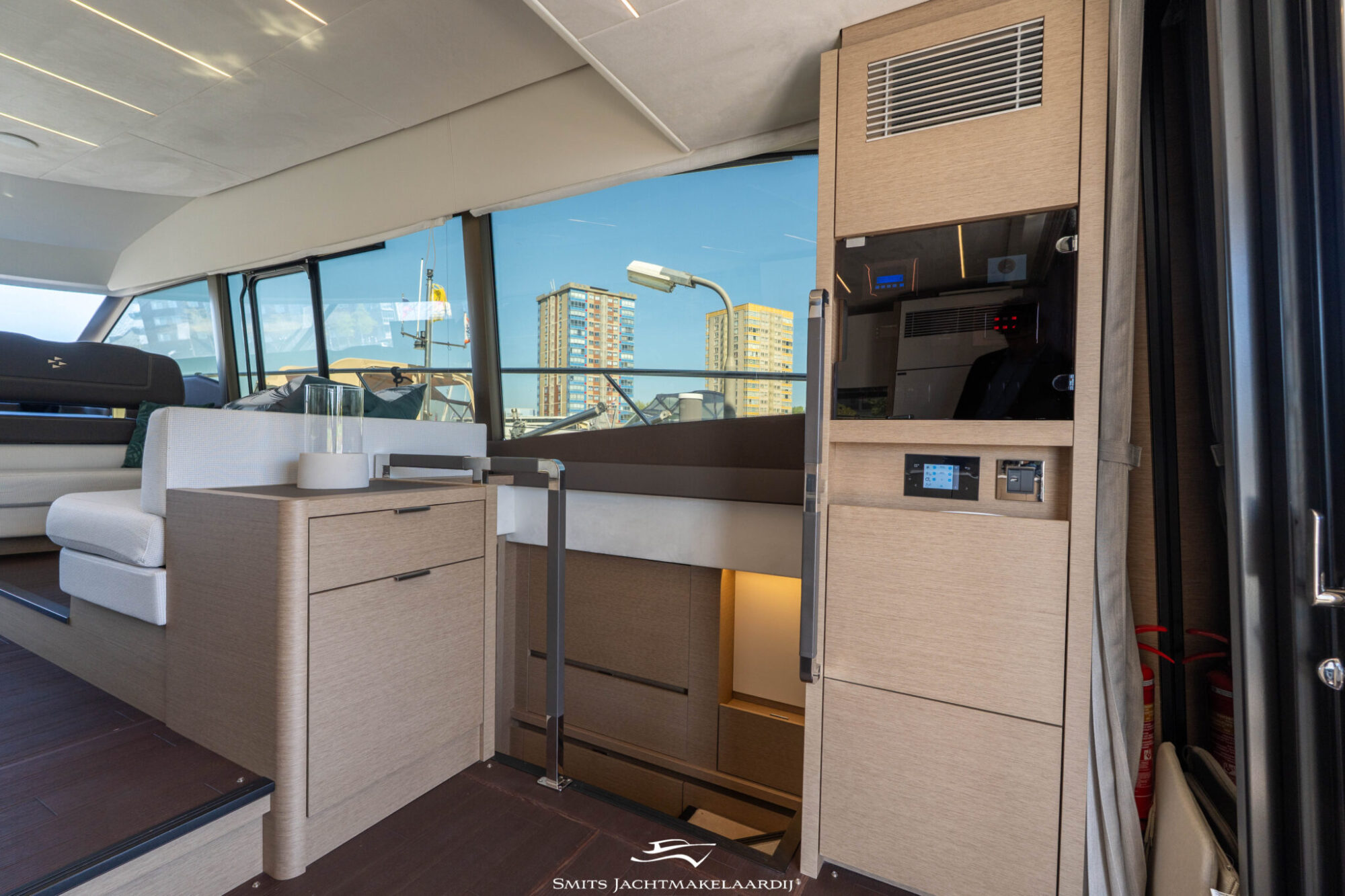 foto: 51 Prestige Prestige 590 Flybridge