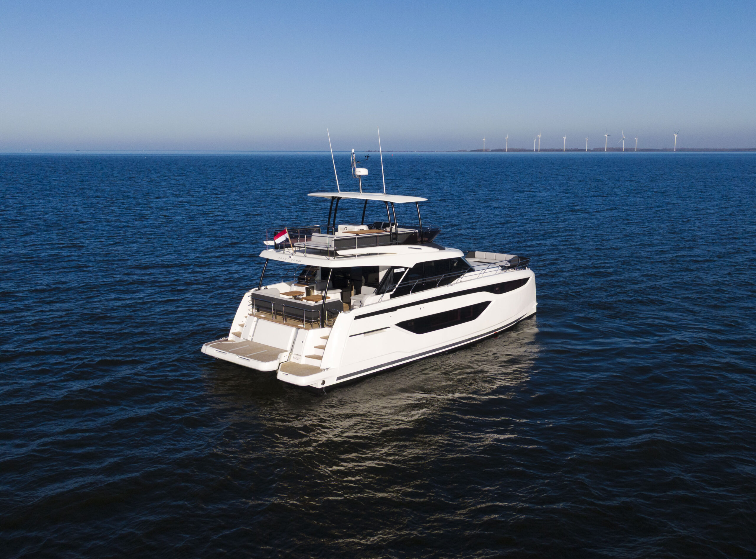 foto: 13 Prestige M48