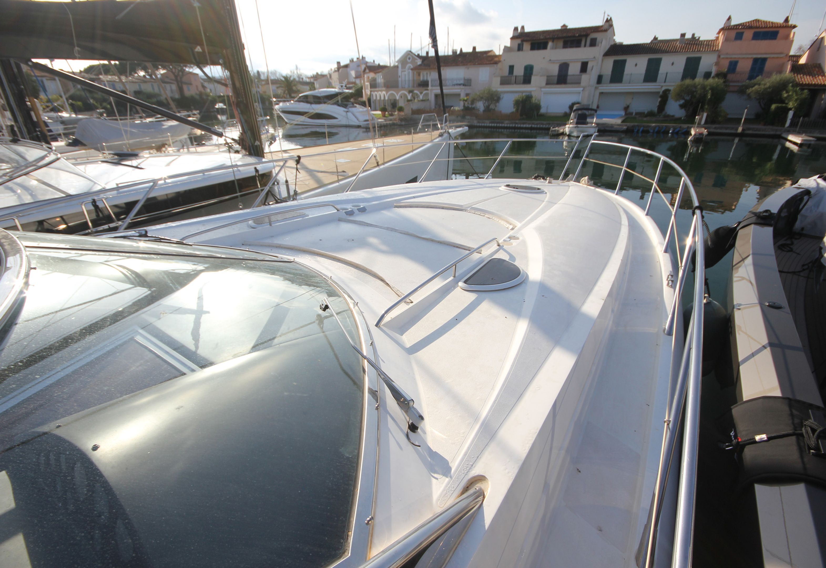 foto: 5 Sunseeker Portofino 53