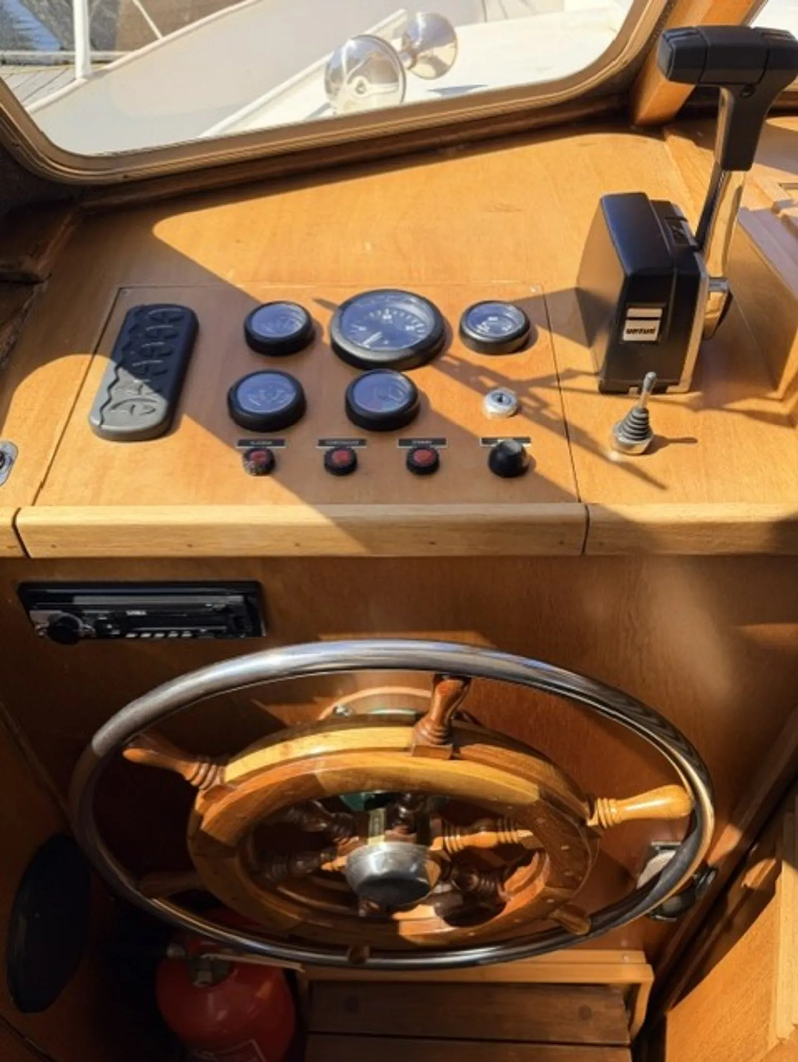 foto: 4 Beachcraft 1050 AK