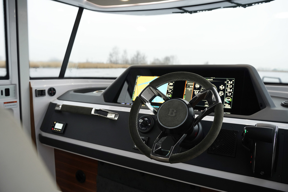 foto: 15 Axopar  28 Cabin
