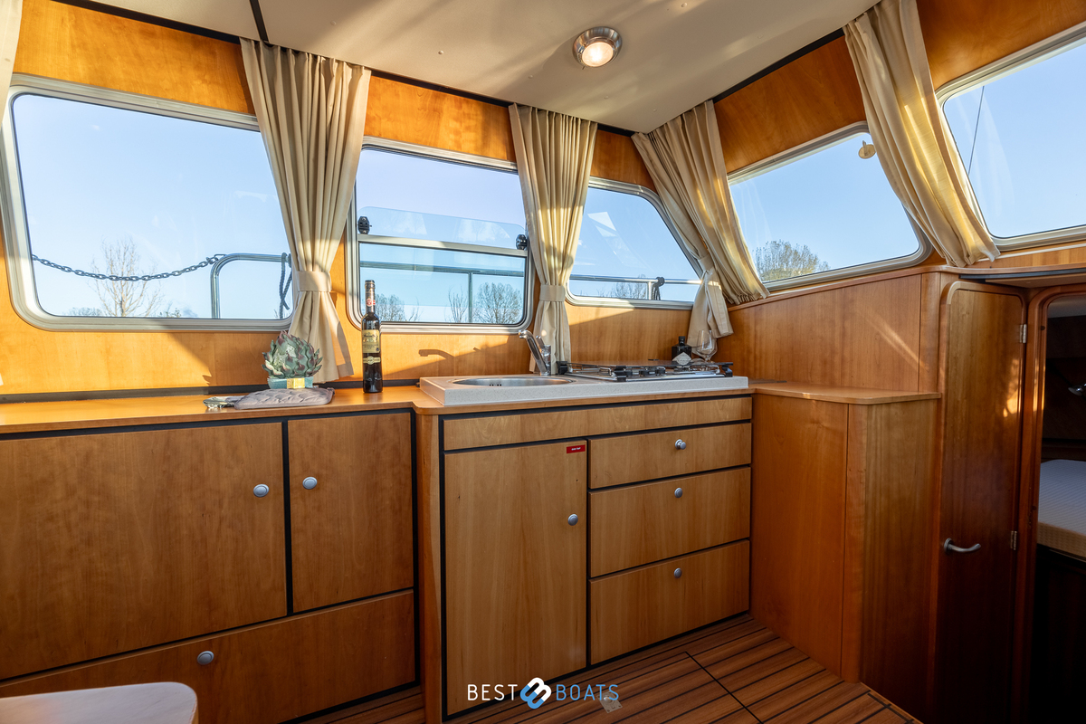 foto: 6 Linssen Grand Sturdy 33.9 AC