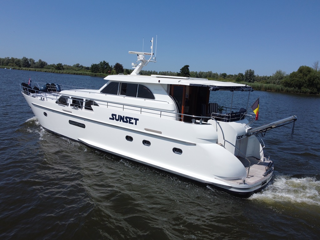 foto: 28 Valk Continental 18.60