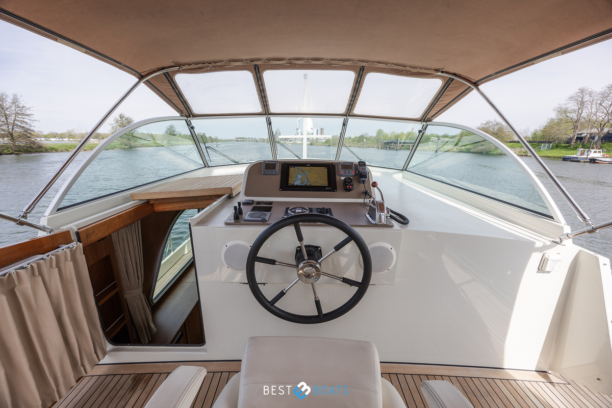 foto: 16 Linssen Grand Sturdy 43.9 AC