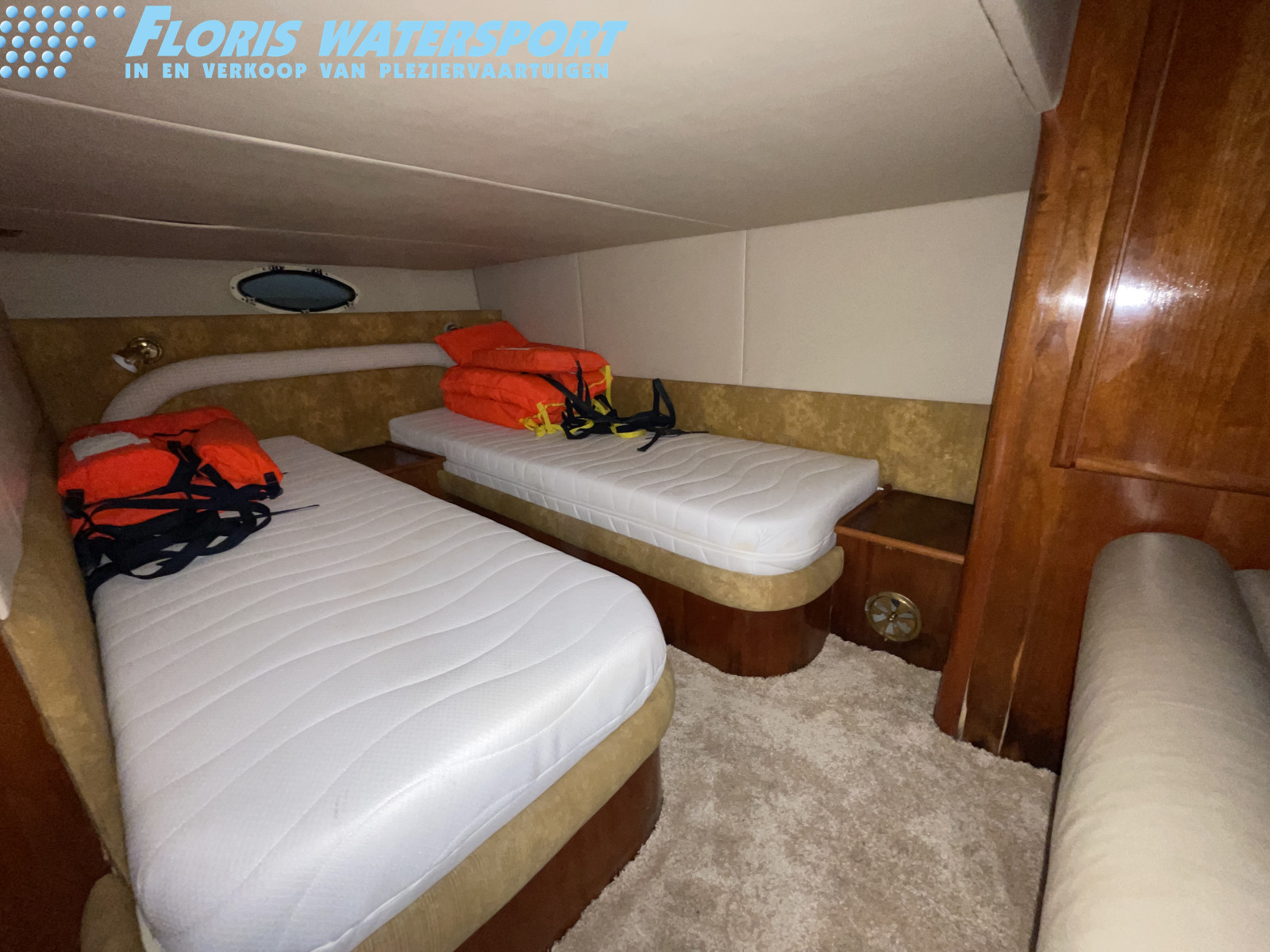 foto: 8 Oceantech  Odyssey 3700