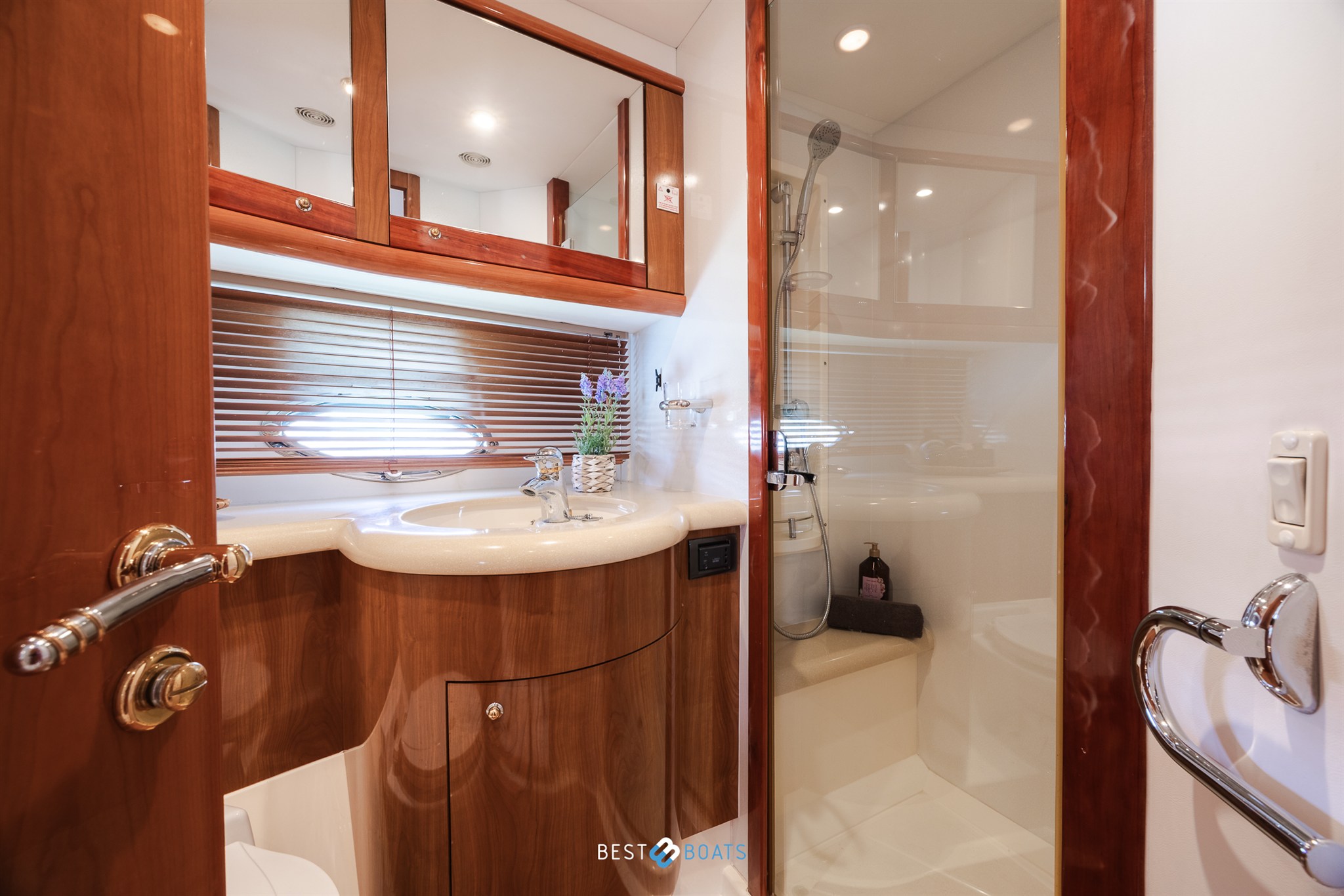 foto: 21 Sunseeker Manhattan 64