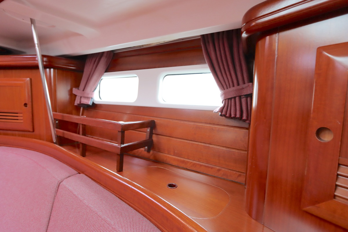 foto: 15 Beneteau Oceanis 423 Clipper 
