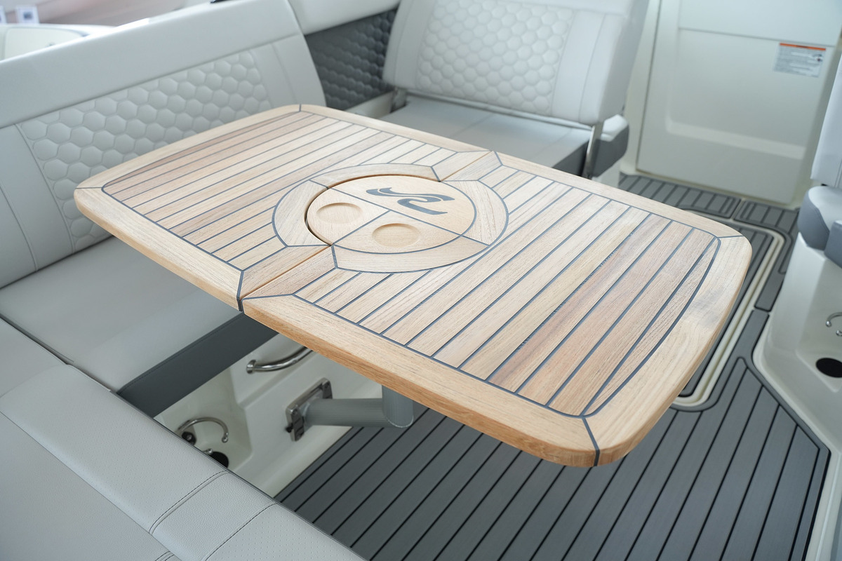 foto: 23 Sea Ray SDX 250