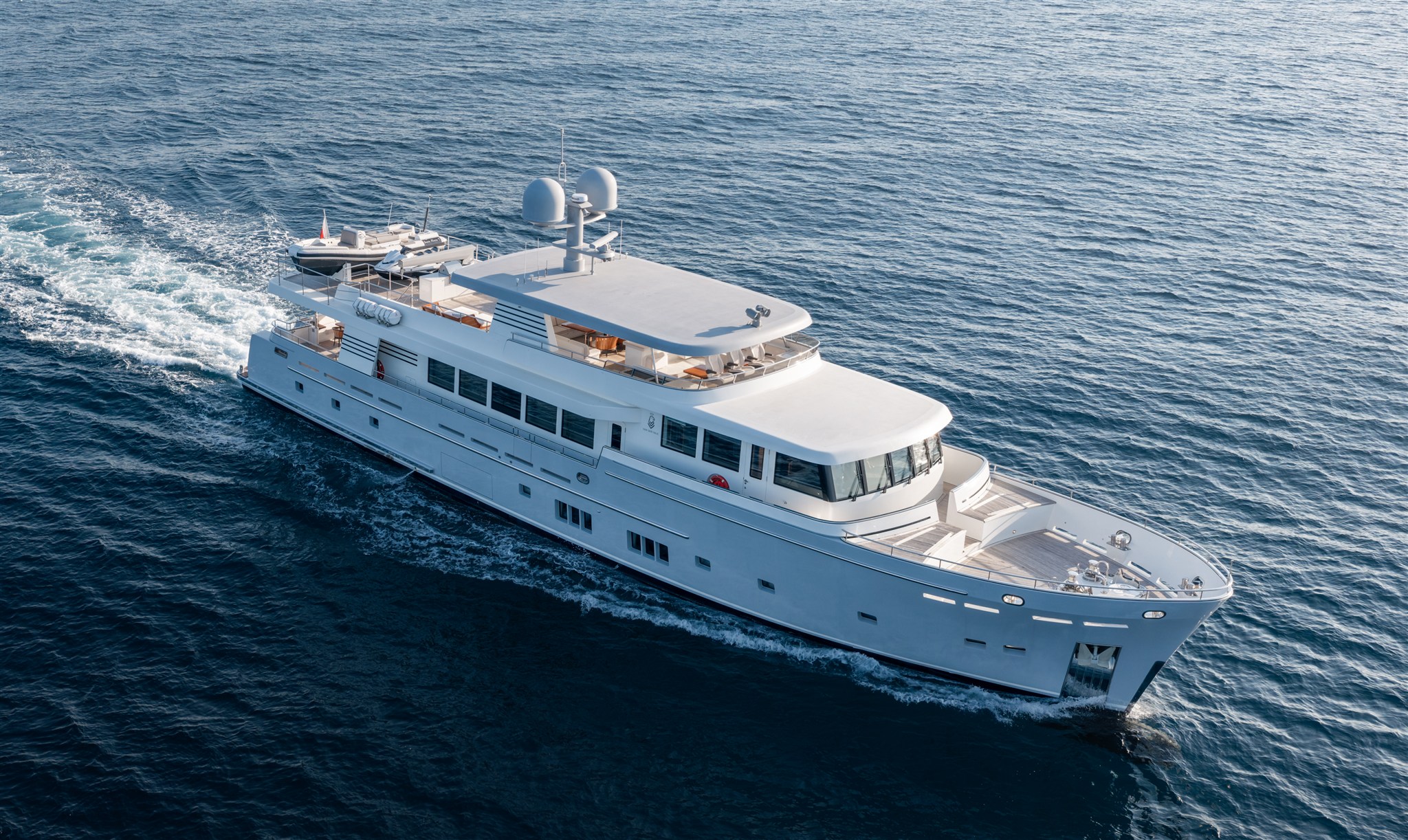 hoofdfoto: 1 Van Der Valk Shipyard Custom Explorer