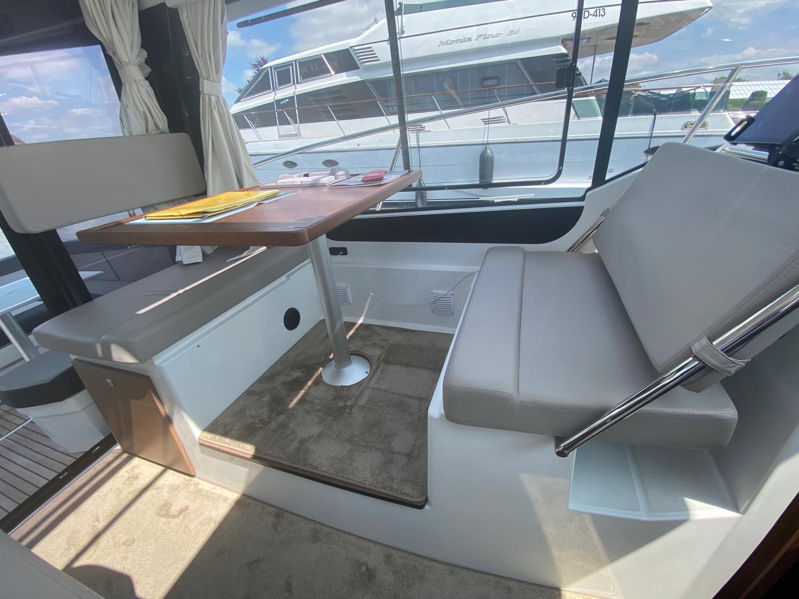 foto: 7 Jeanneau  Merry Fisher 895 offshore