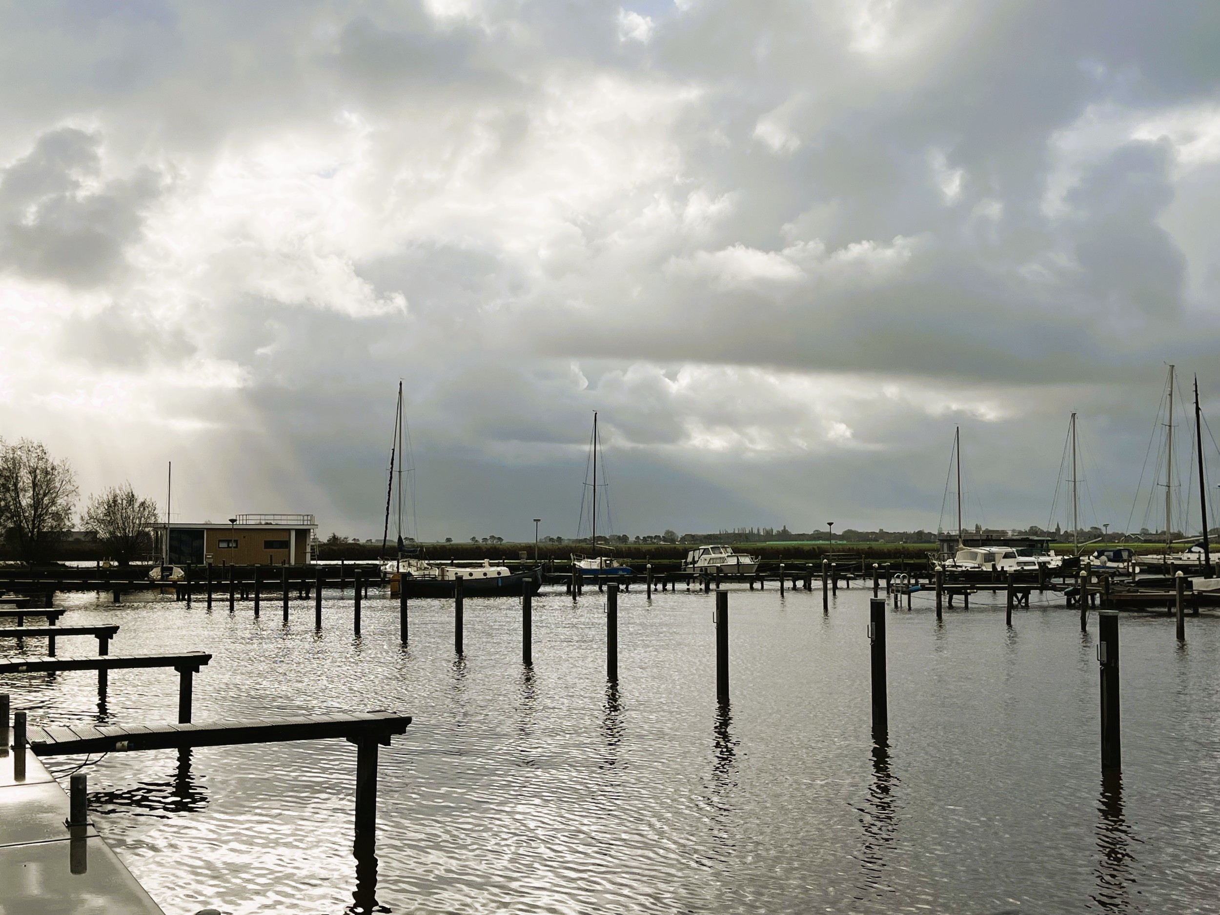 foto: 10 Vamos 46 Houseboat Charter