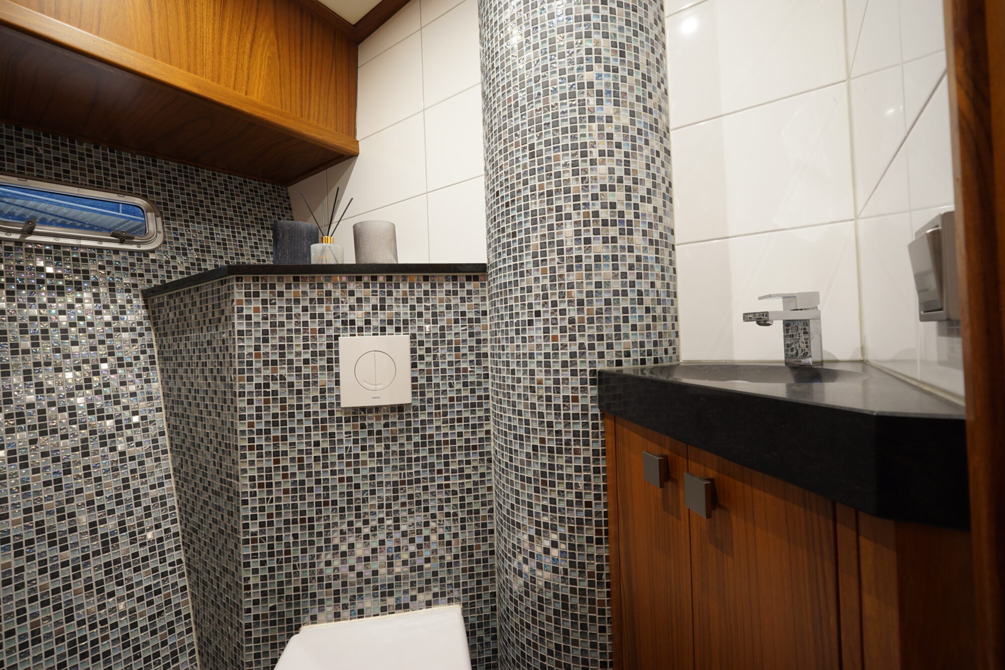 foto: 24 Custen Custen Kruiser 18.00 VS