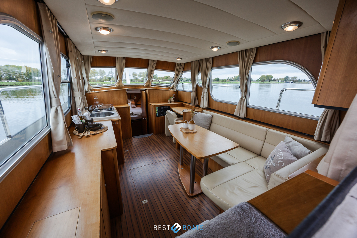 foto: 7 Linssen Grand Sturdy 34.9 AC
