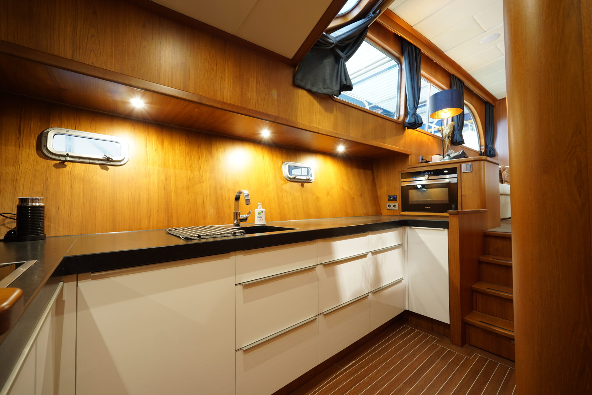 foto: 25 Custen Custen Kruiser 18.00 VS